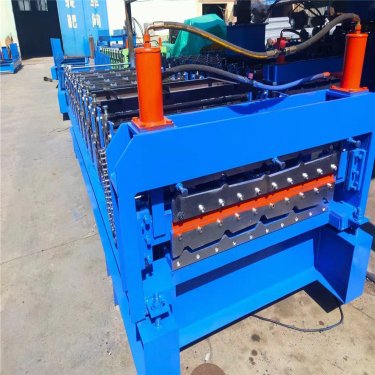  彩钢压瓦机的操方式及使用寿命